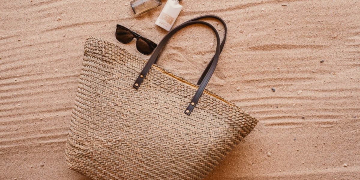 Affordable Raffia Bags That Look Super Luxe