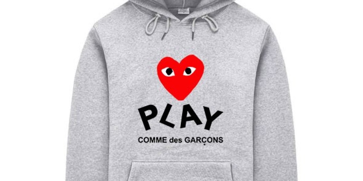 Commes De Garcon new streetwear design shop