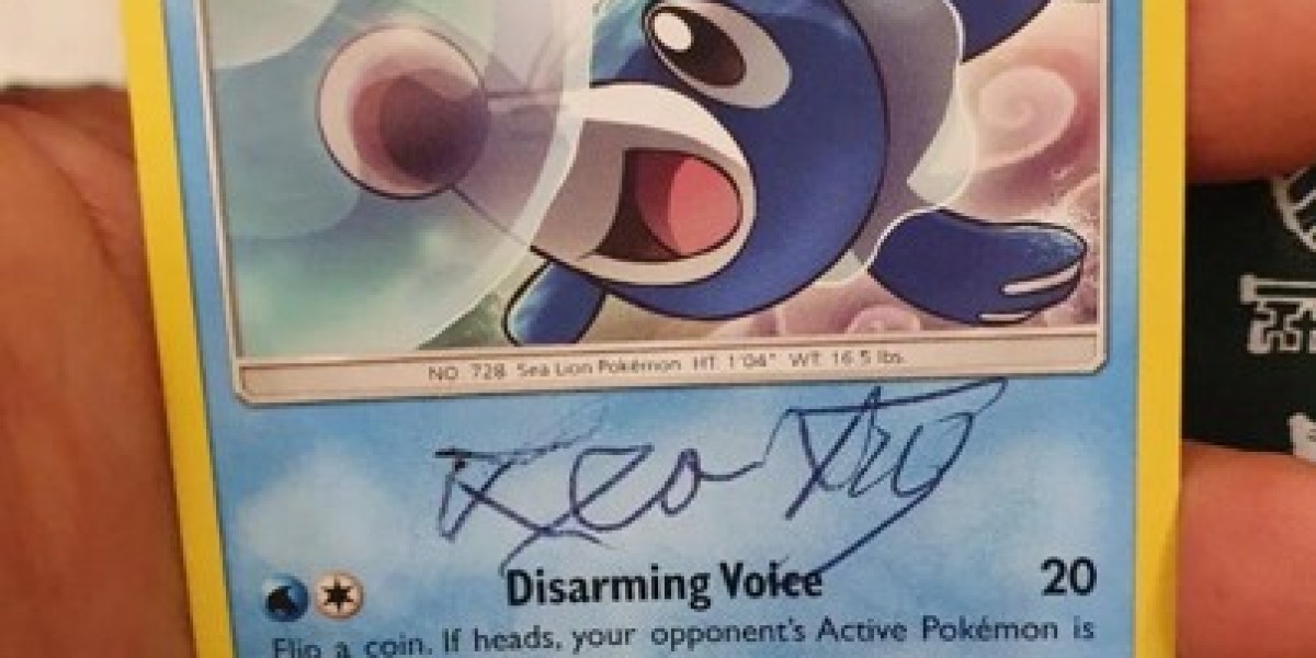 Papst unterschreibt Pokémon-Karte – Fan-Erlebnis