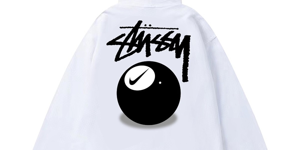 Why Streetwear Buyers Are Choosing Chrome Hearts Over Stussy in 2026