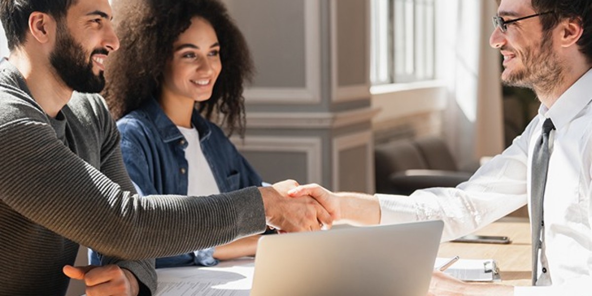 Navigating High-Ratio Loans: The Role of Default Insurance