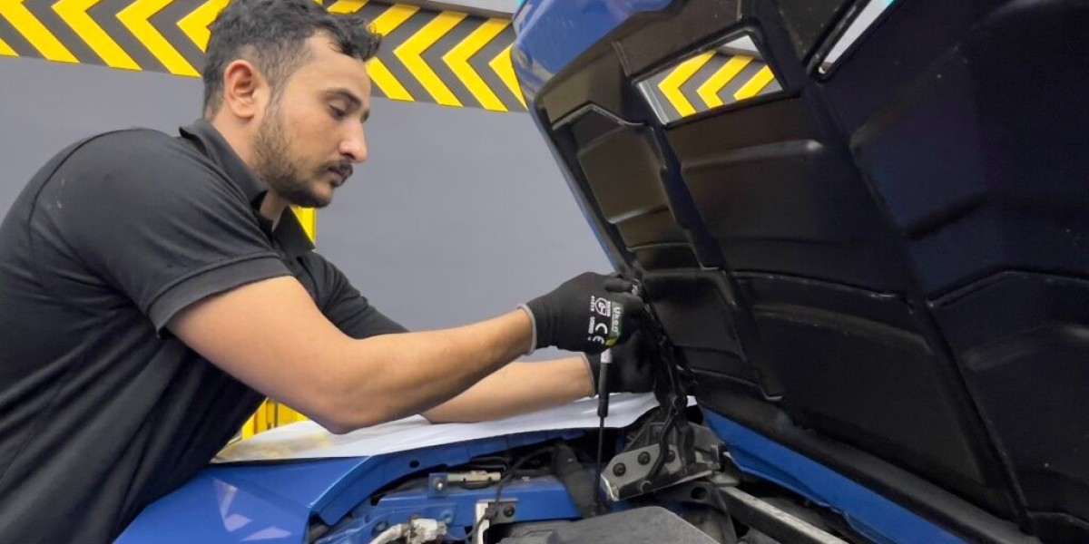 What Makes a BMW Garage in Al Quoz Reliable for Luxury Car Owners?