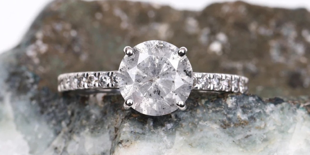 Unique Salt and Pepper Diamond Rings for Engagement