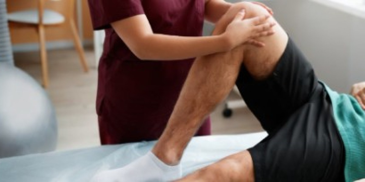 Recovery After Knee Replacement Surgery: What to Expect