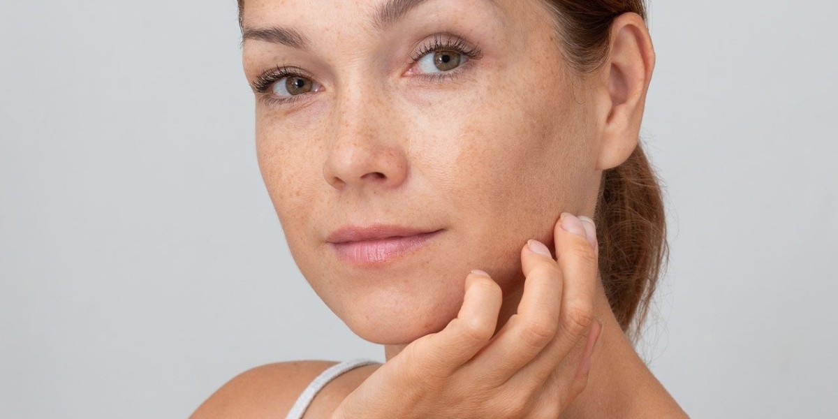 Top-Rated Clinics for Skin whitening treatment in Dubai