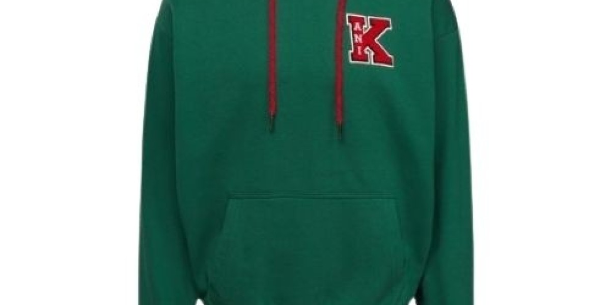 Karl Kani Hoodie – Classic Streetwear Comfort & Urban Style