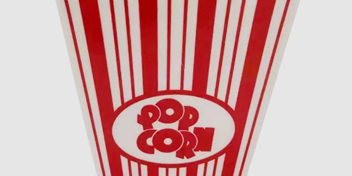 Family Size Plastic Popcorn Bowls That Handle Every Movie Night