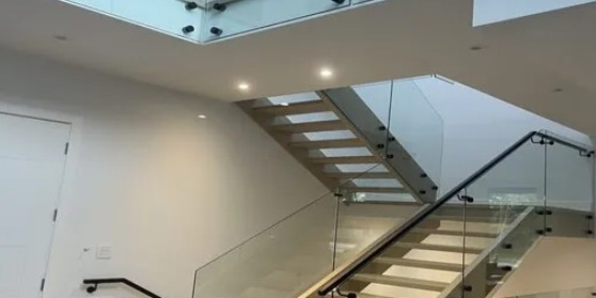 Frameless Glass Railings | Custom Glass Railing Installation