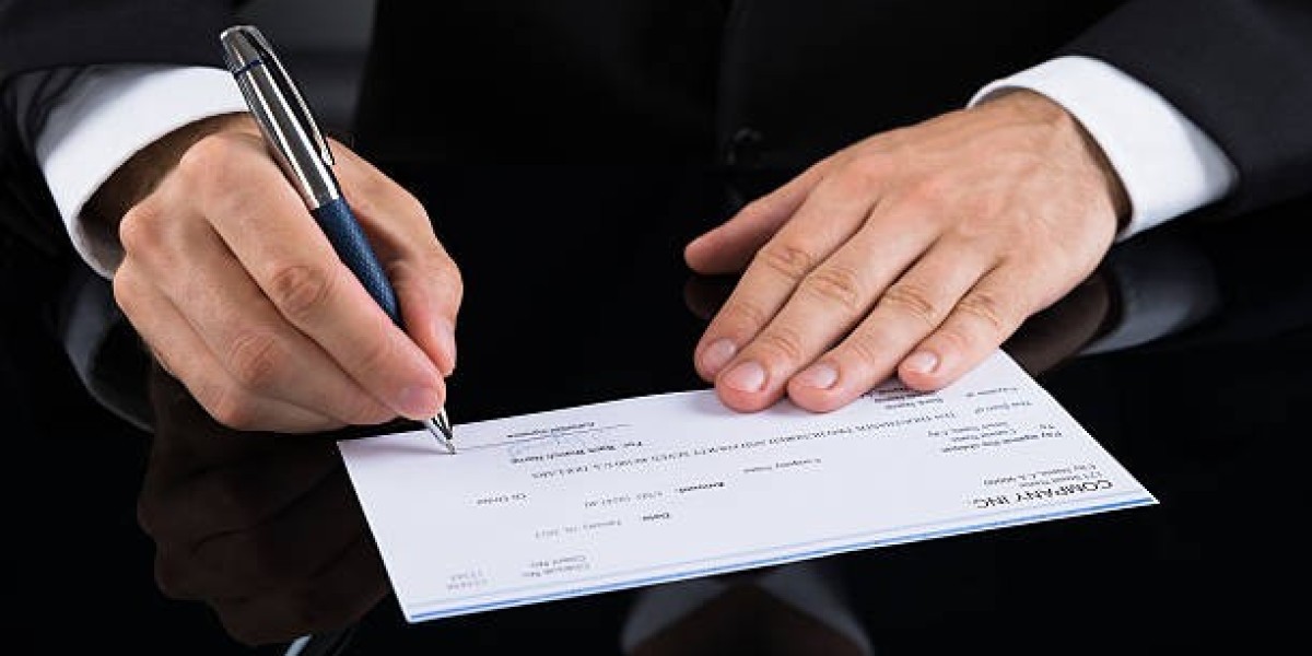 How to Approach a best Cheque Bounce lawyer in Delhi With Better Preparation